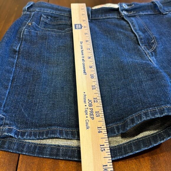 Levi’s High Waist Denim Women’s Shorts Size 14 - Picture 4 of 9
